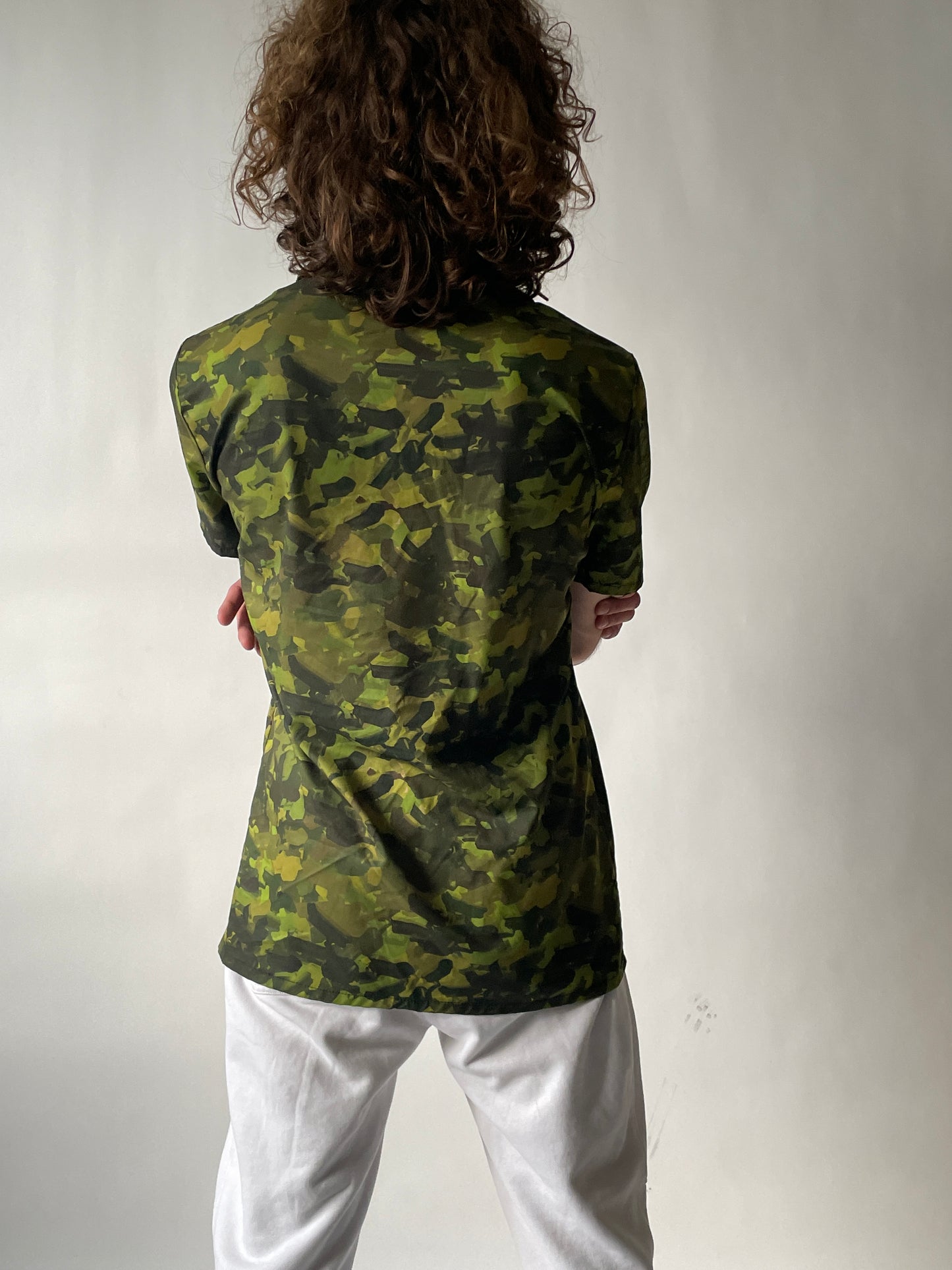 CAMO-RA BUTTON-UP
