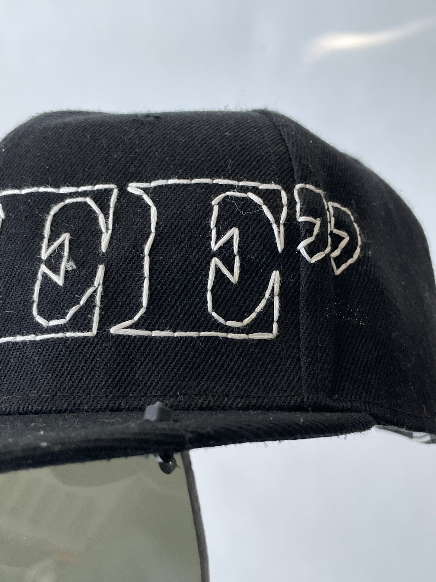 GLASSES HAT