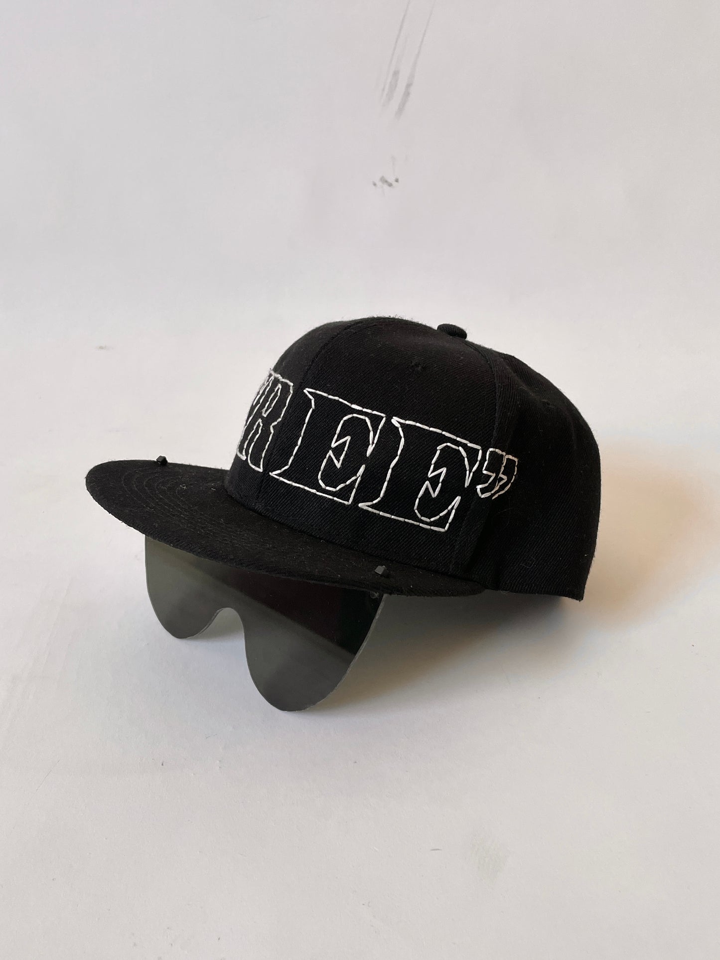 GLASSES HAT
