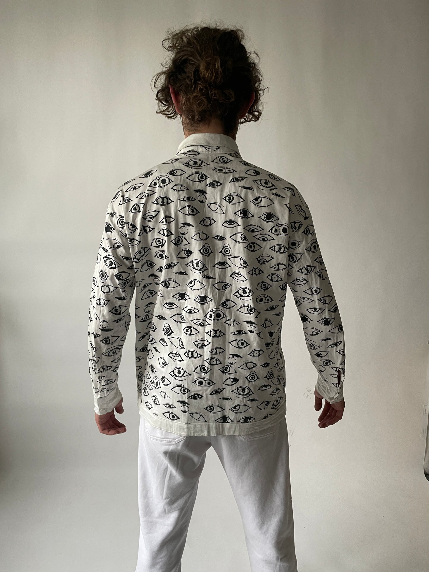 EYE SEE YOU BUTTON-UP